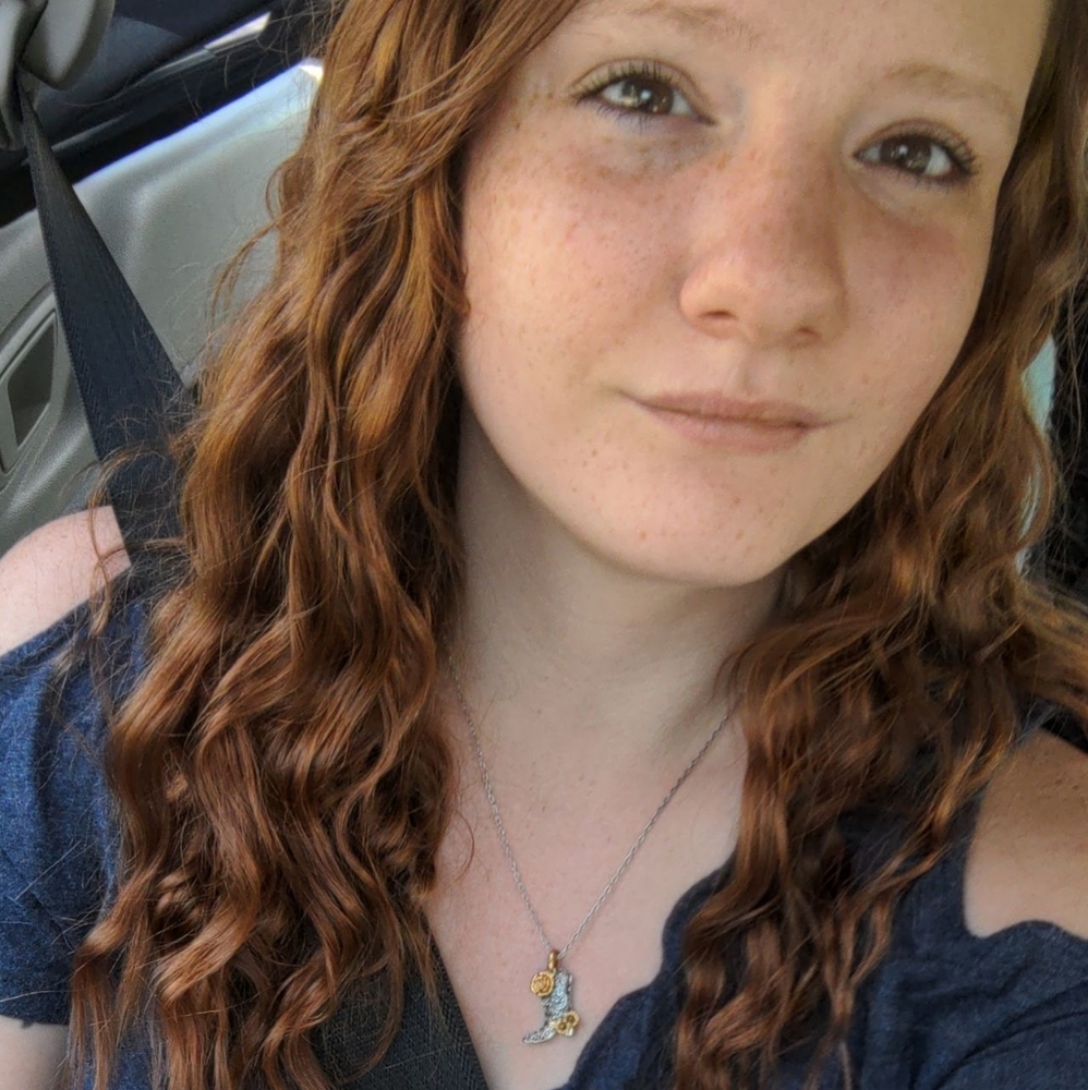 Meet your Posher, Brooke